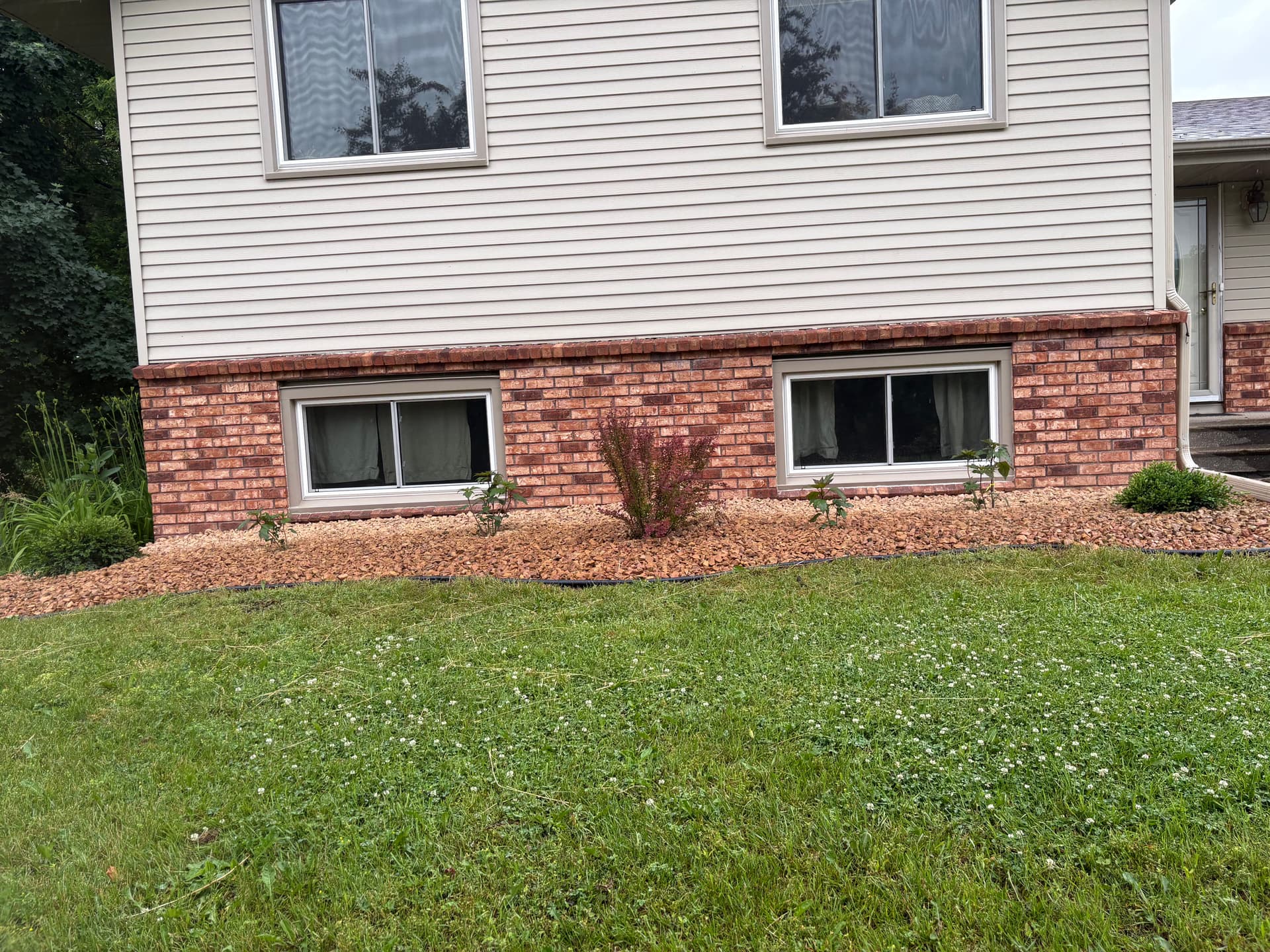 Gallery photos for Overgrown Beds Cleared and Refreshed with Rock and New Plants: Image #1